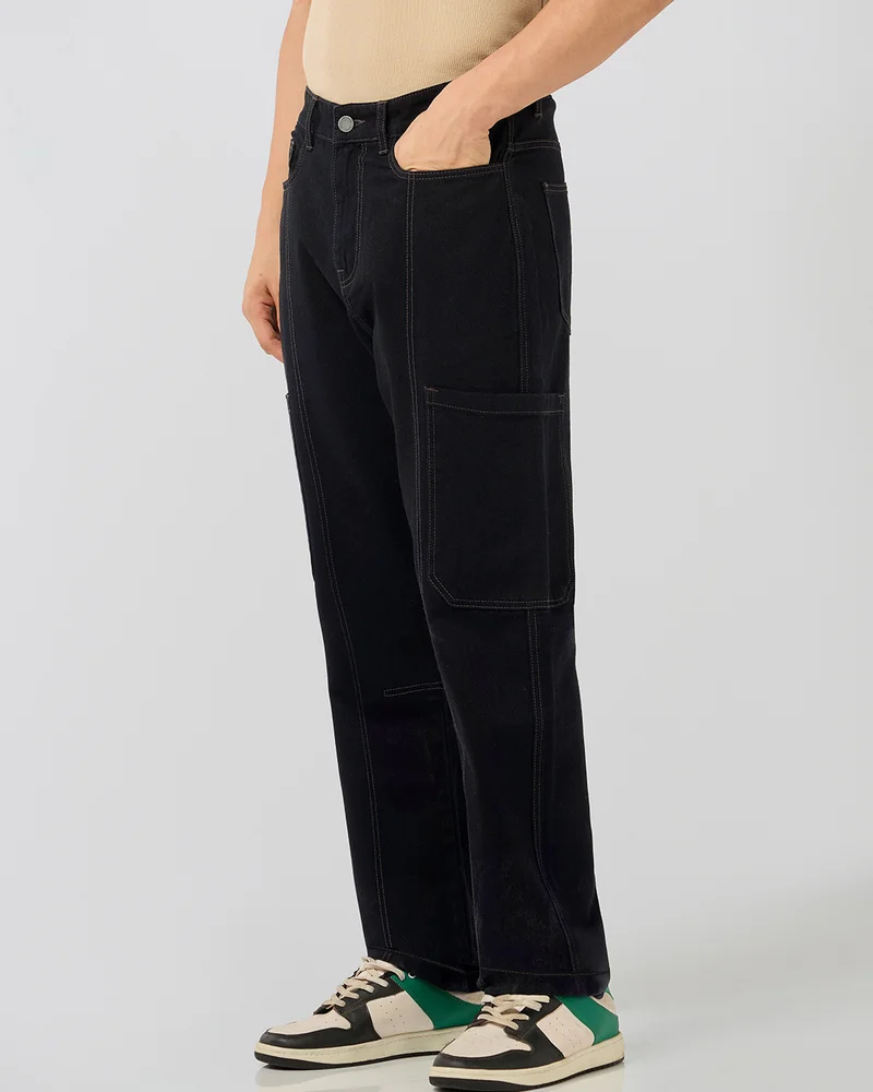 bewakoof Men's Black Straight Fit Cargo Mid-Rise Jeans